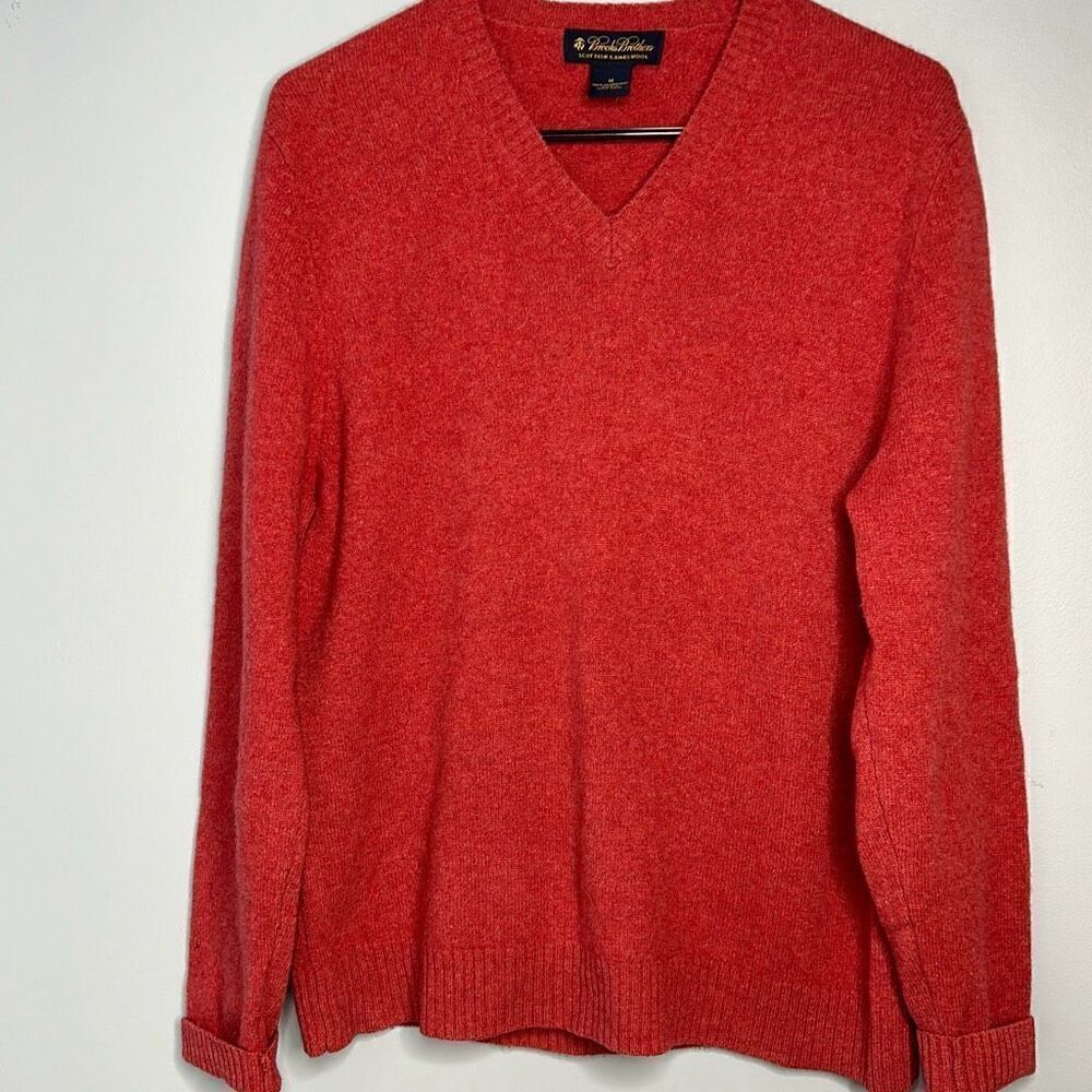Brooks Brothers Lambswool Men’s Medium V Neck Sweater